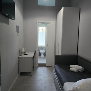 Camera con letto king size